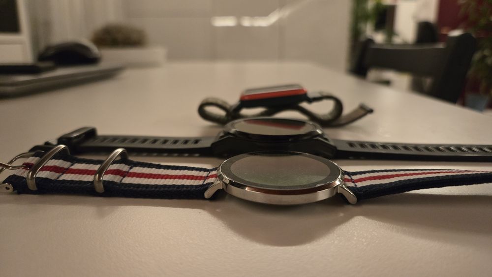 Ceas Huawei GT Runner RUN-B19  si Qwatch Pro JL7013A6S