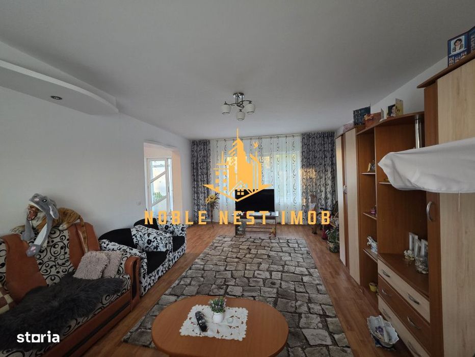 CASĂ P+E+M, 2340 mp teren - VALEA MĂRULUI