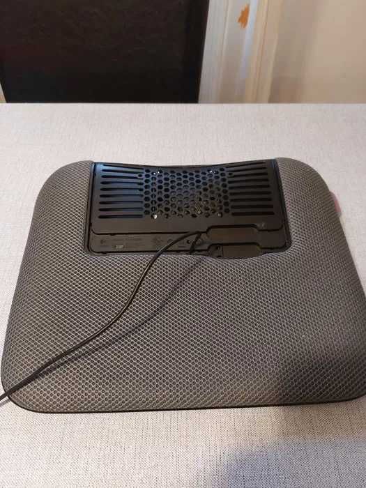 Vand cooler laptop Logitech