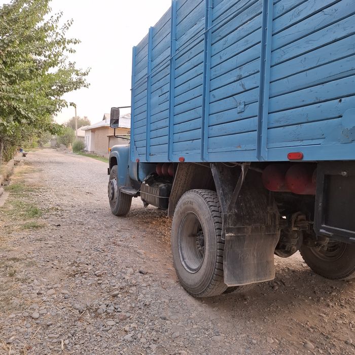 Zil 1988 mator ural bezkemar oldi balon xarajati yoʼq olasiz minasiz