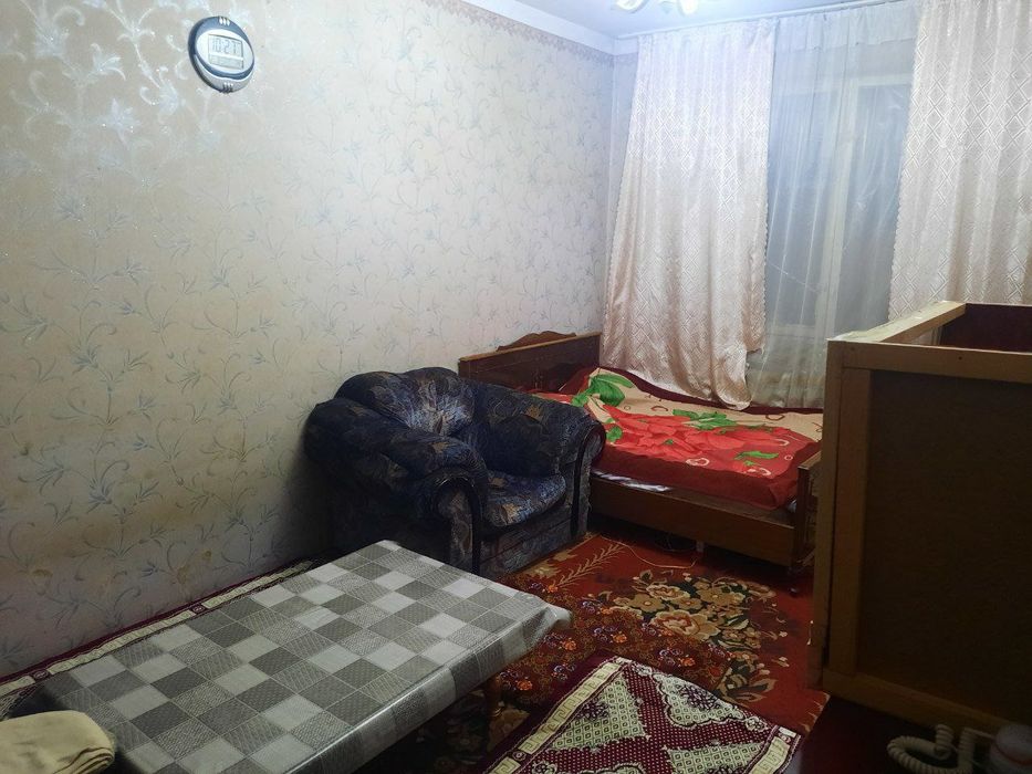 Квартира 12кв. 2 в 3/1 /4 Перекрёсток Фархадский базар.