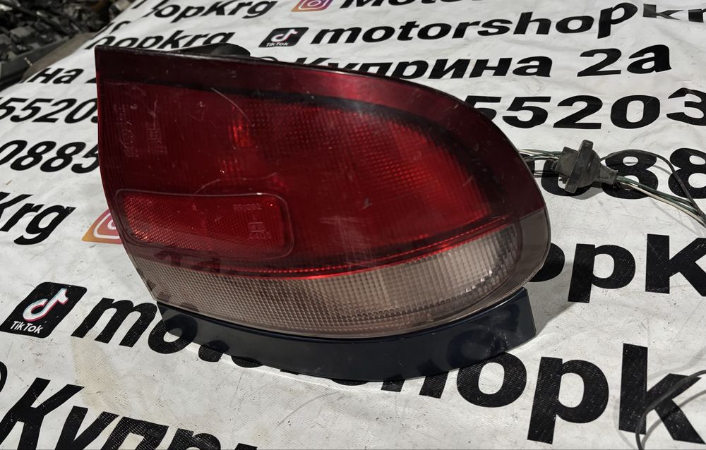 Фонарь правый мазда 626 Mazda