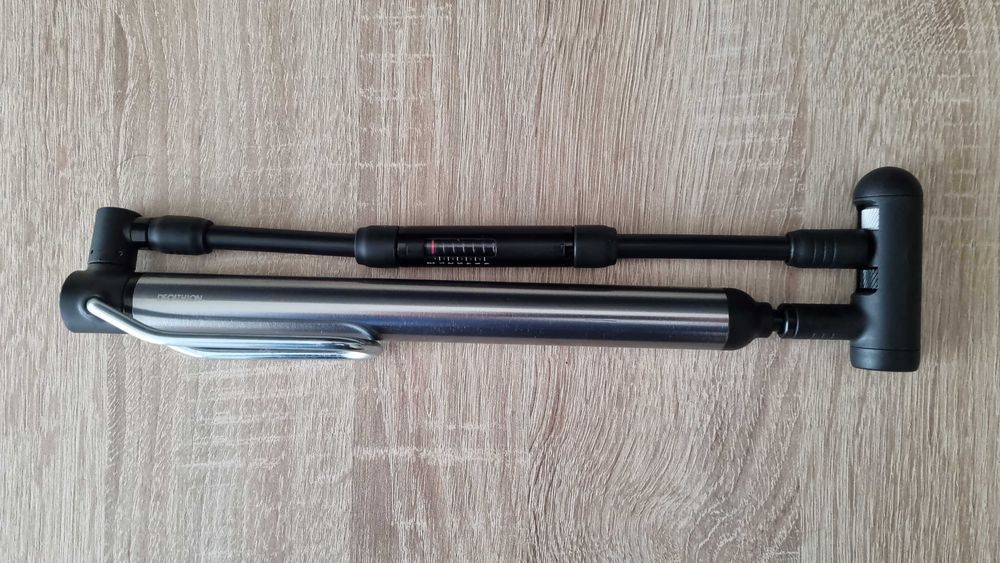 Помпа, звънец, вътрешна камера, манометър, педали и друго за велосипед