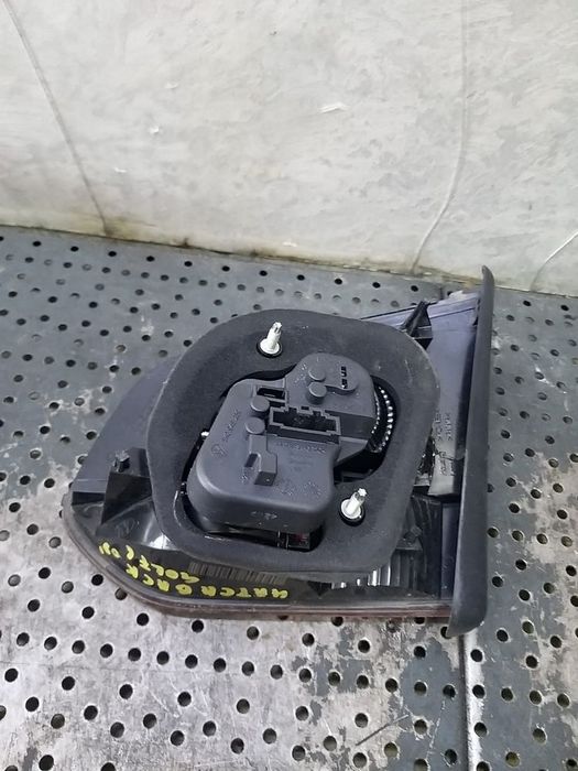 Stop tripla lampa stanga haion vw golf 6 5k hatchback 5k0945093aa