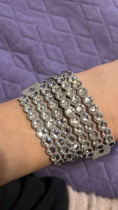 Нова оригинална гривна SWAROVSKI с кутия , не е носена