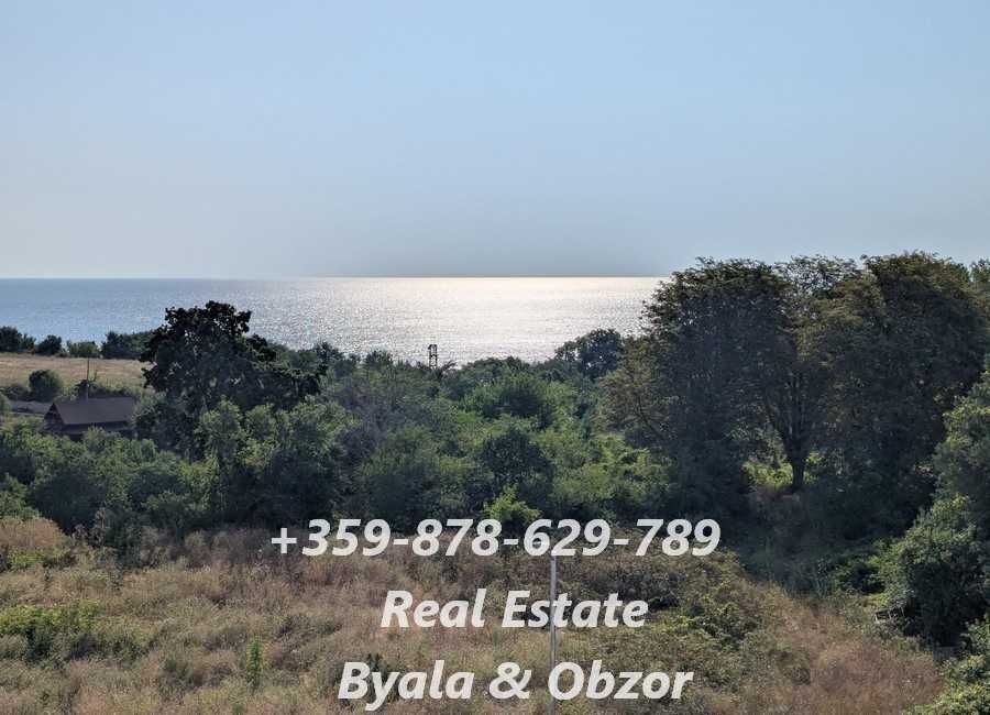 Двустаен апртамент с морска панорана на 100 метра от плажа