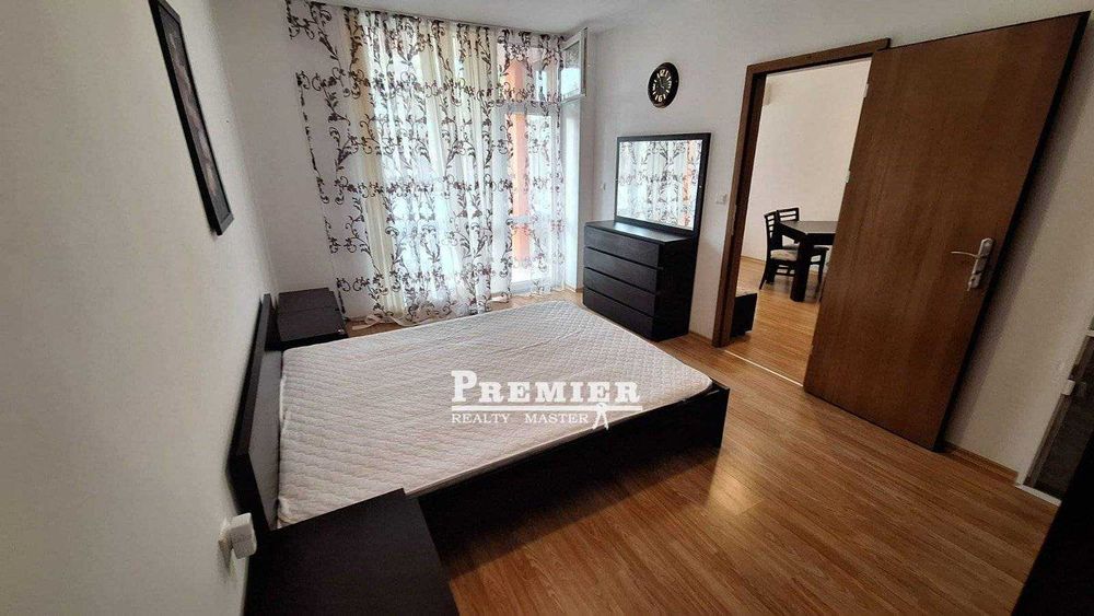 Продава се Двустаен апартамент в к.к. Слънчев бряг - 51 кв.м за 715 €/кв.м - Снимка #2