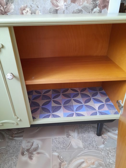 Продается тумбочка