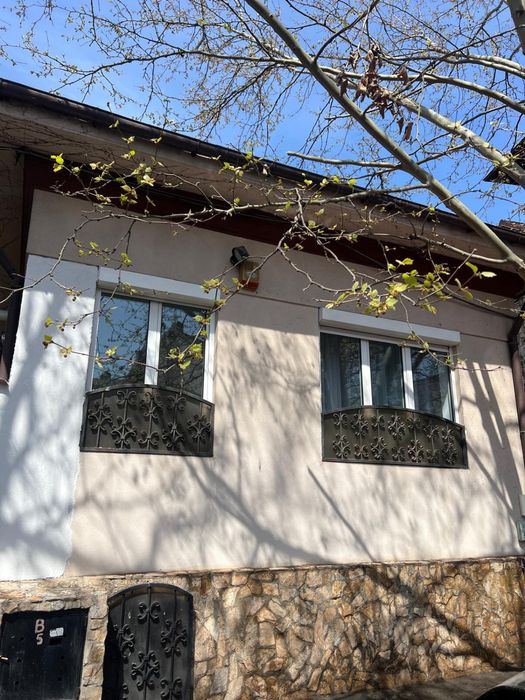 Spatiu comercial / casa de inchiriat