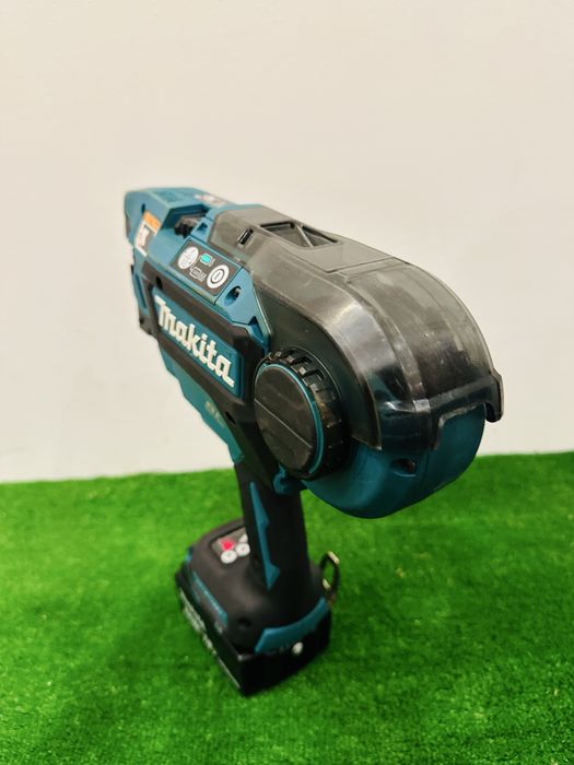 Masina de legat sarma Makita DTR180