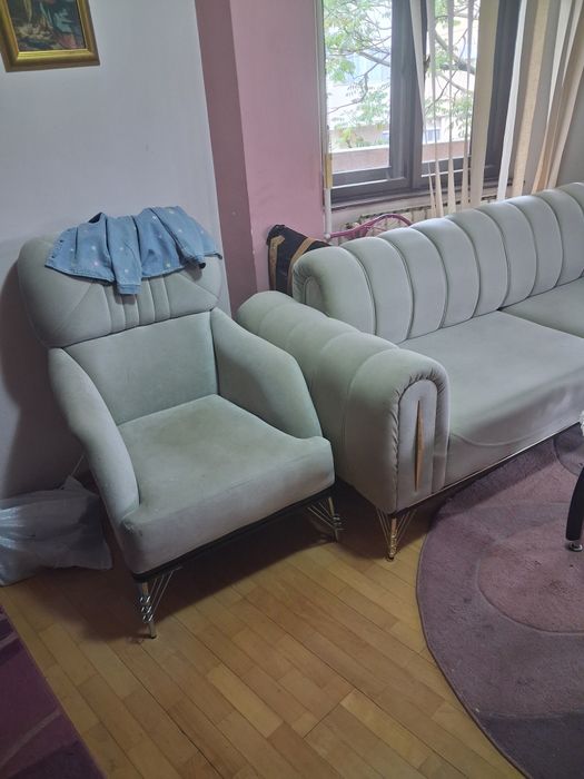 Vand canapea extensibila si 2 fotolii