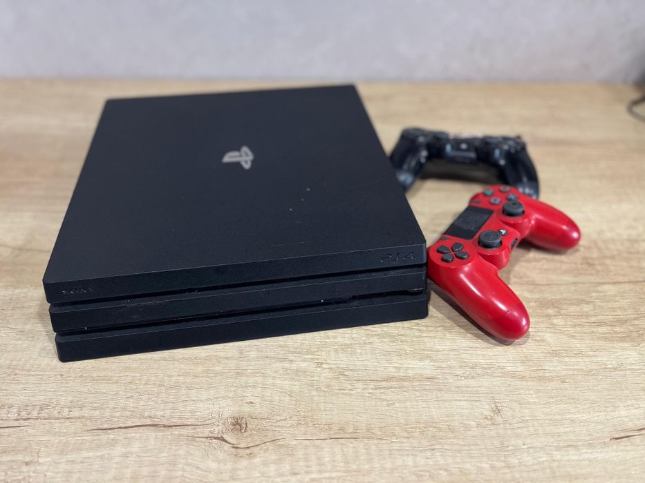 Ps 4 pro 1tb+ игры
