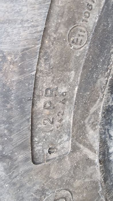 Anvelopă buldo 12.5/80-18 marca BKT, 12 ply