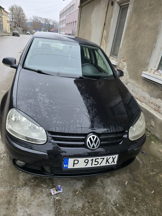 Продава се голф 5