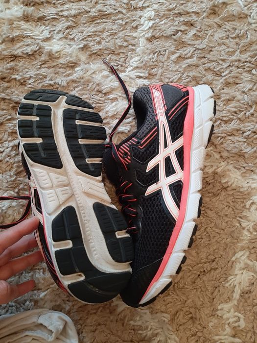 Оригинални маратонки