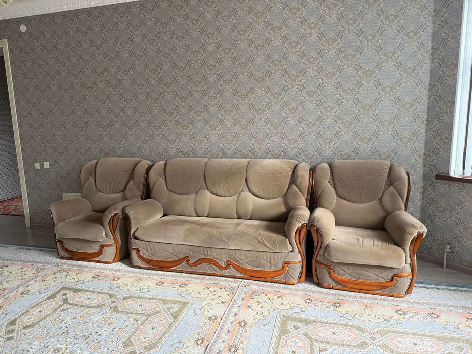 Мягкий диван Срочно