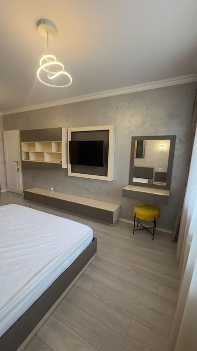 Дава се под наем Двустаен апартамент в София, Младост 4 - 78 кв.м за 746.64 € - Снимка #6