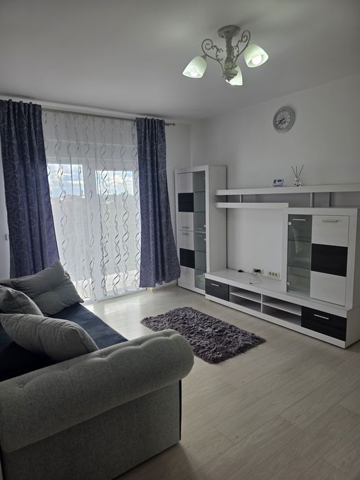 Apartament central cu 2 camere de vanzare