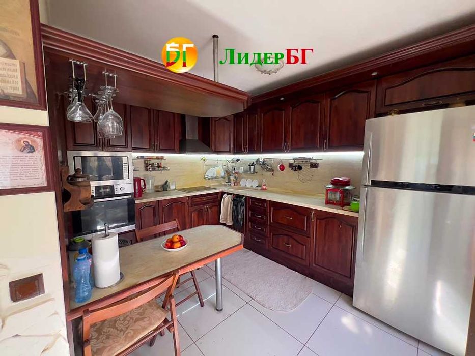 Продава се Къща в с. Кичево, Област Варна - 210 кв.м за 1262 €/кв.м - Снимка #3