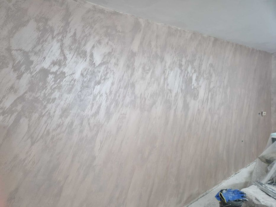 Качествено боядисване, шпакловка и довършителни дейности