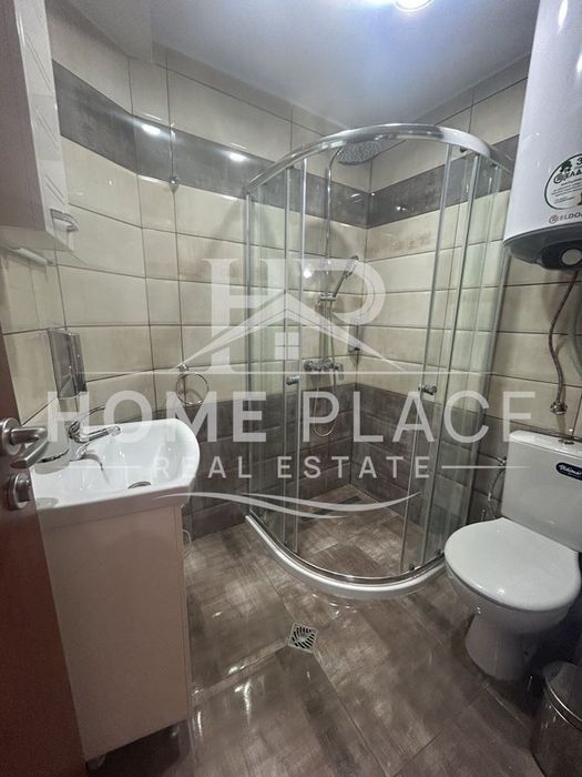 Дава се под наем Двустаен апартамент в Варна, Център - 65 кв.м за 578.34 € - Снимка #4