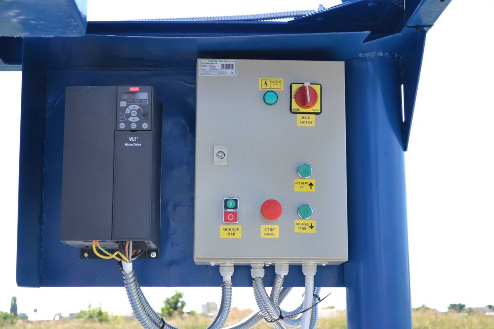 Masina pentru fabricat tuburi/ camine din beton