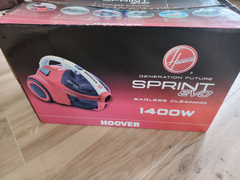 Aspirator fără sac Hoover