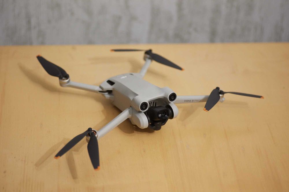 Drona DJI Mini 3