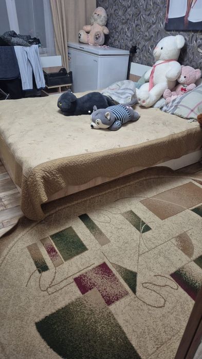 Продам двухспальную кровать