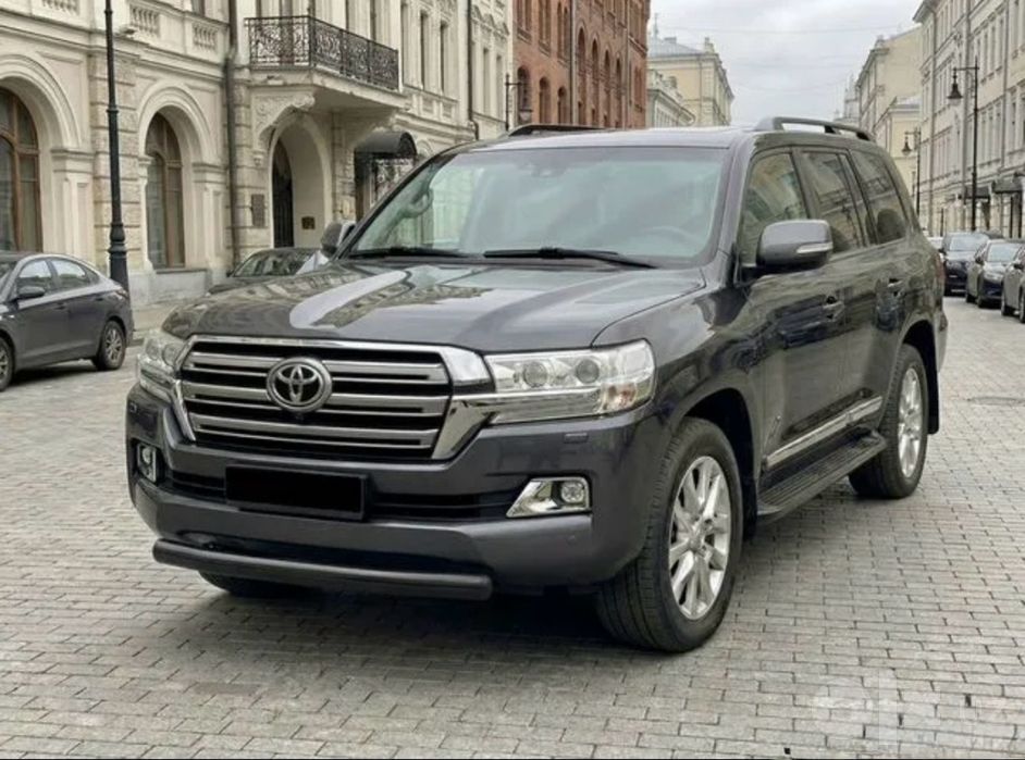 Защита бампера на Toyota Land Cruiser 200 100