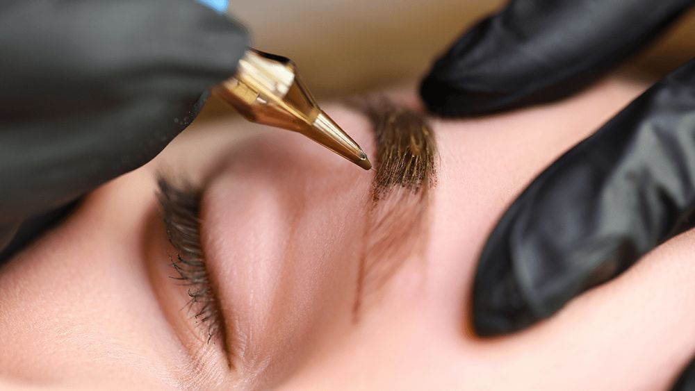 Растушевка бровей перманентный макияж бровей губ татуаж