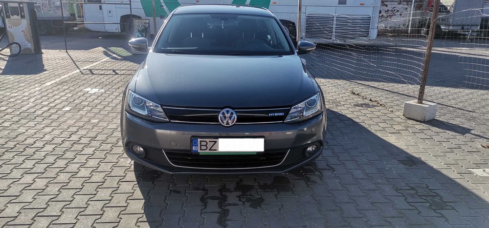 VOLKSWAGEN Jetta 2013 — imagine 3