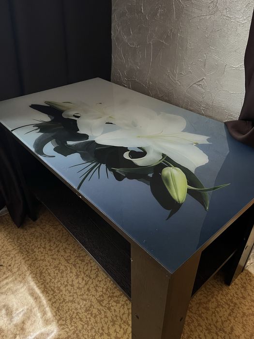 Журнальный столик