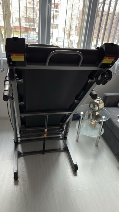 Бягаща електрическа пътека