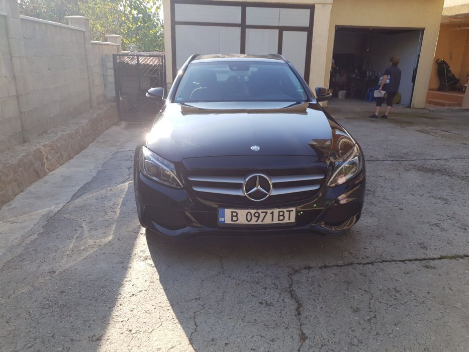 Продавам мерцедес 200с напълно обслужен