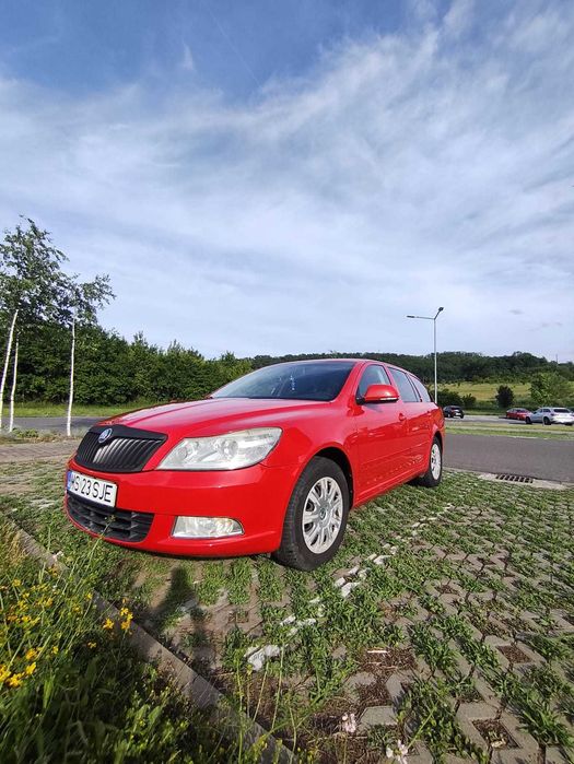 SKODA Octavia 2010 — imagine 3