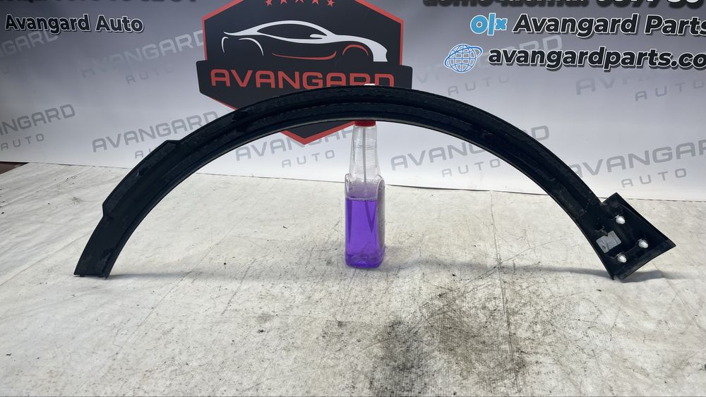 Skoda Elroq вежда предна дясна