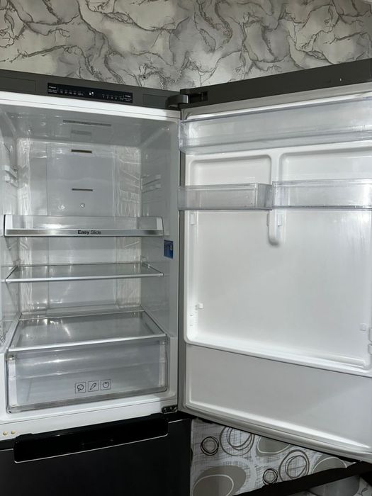 Холодильник Samsung