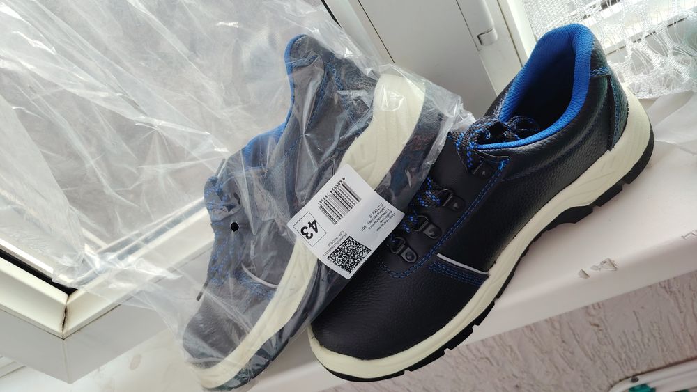 Спец ботинка 43р 10000