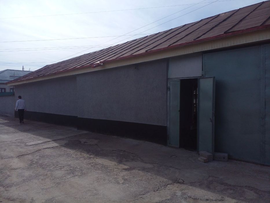 Срочна ховли уй сотилади 13 сотик ремонтлари бор манзил химпром кипчок