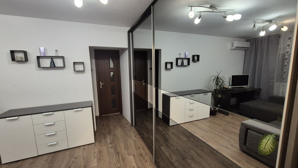 Inchiriez apartament 3 camere zona Ramada
