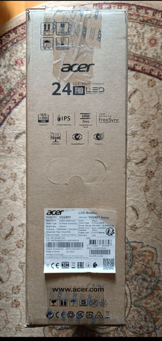 Vând Laptop,  Monitor.