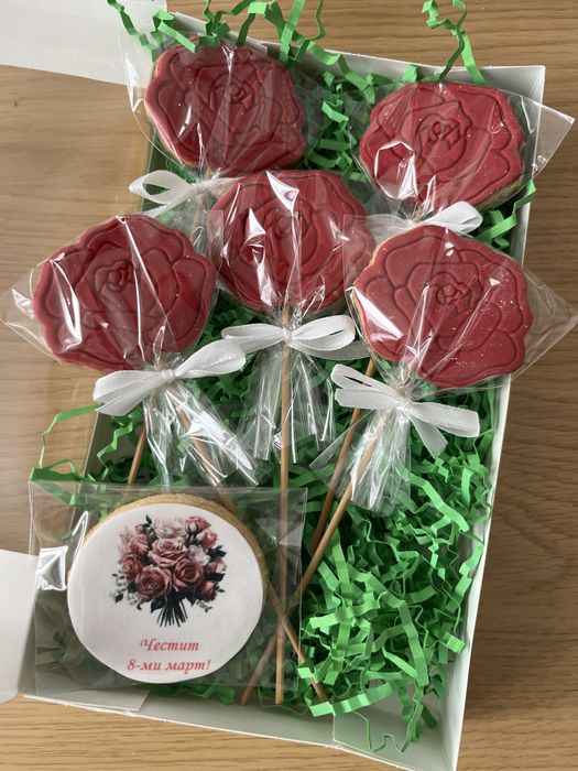 Букет от меденки в кутия