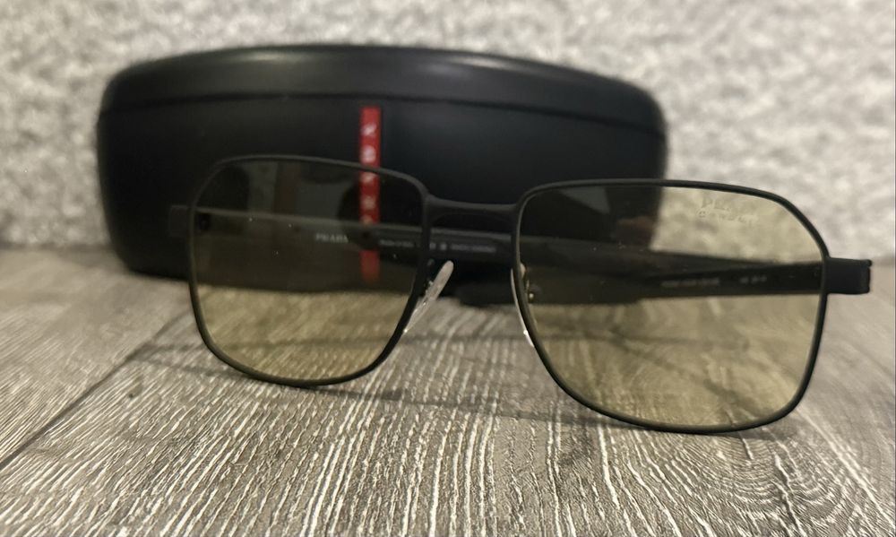 Слънчеви очила PRADA