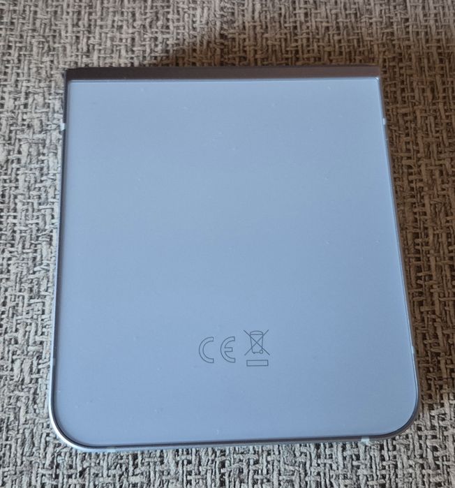 Samsung Z flip 6