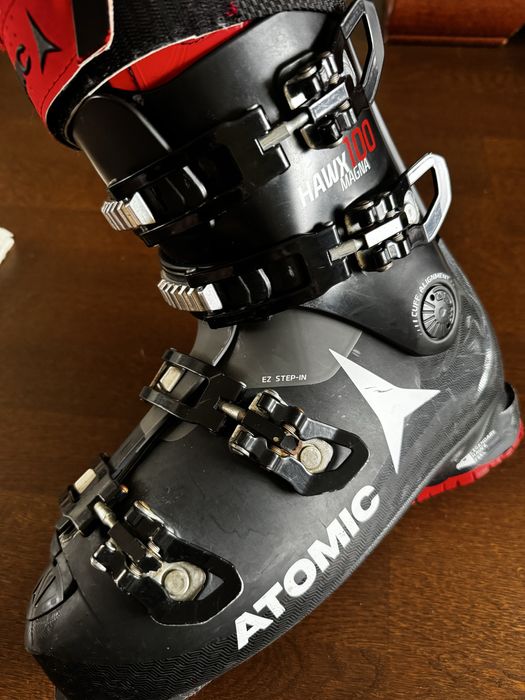 Clapari ski Atomic Hawx Magna 100 27.5