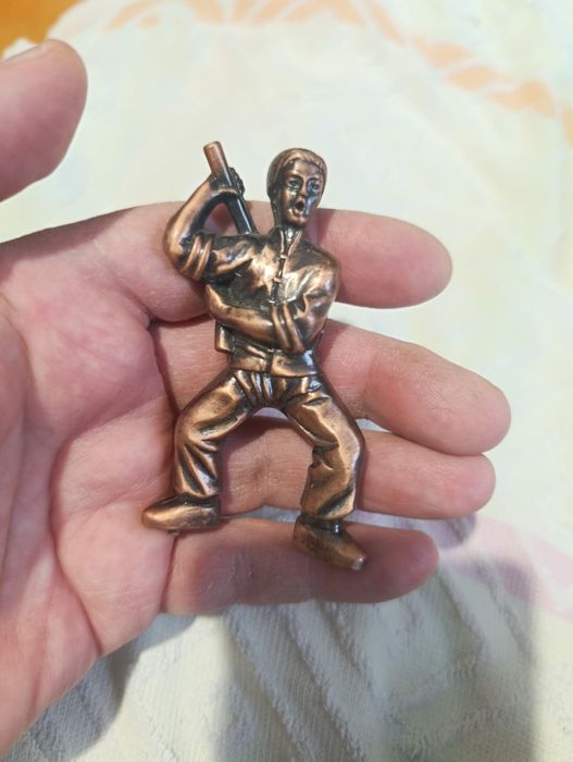 Брюс Ли фигурка редкий винтаж