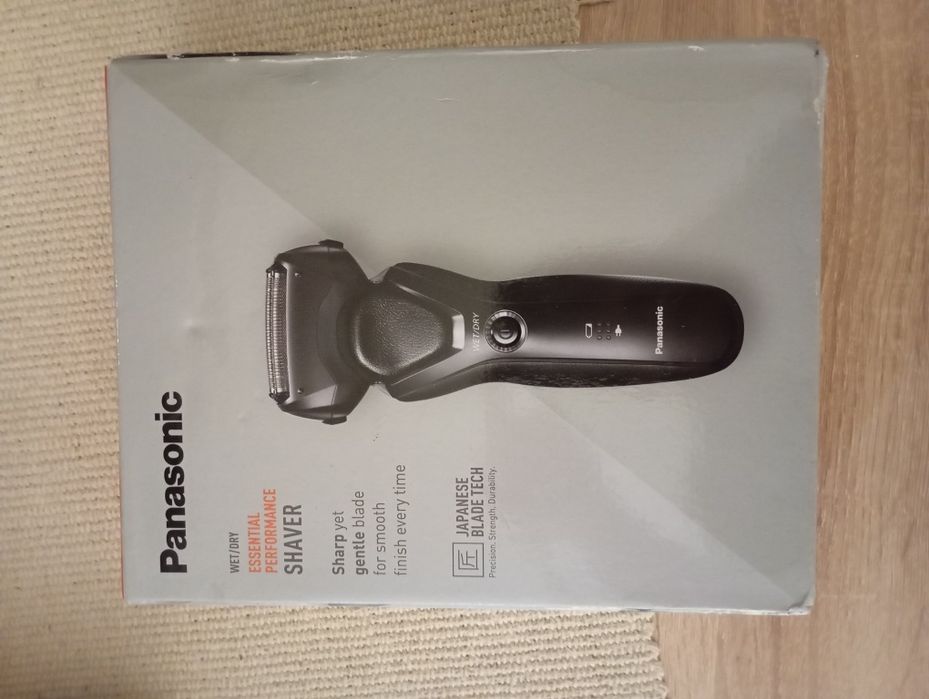 НОВ!Panasonic ES-RT37 Мокро и сухо акумулаторна електрическа самобръсн