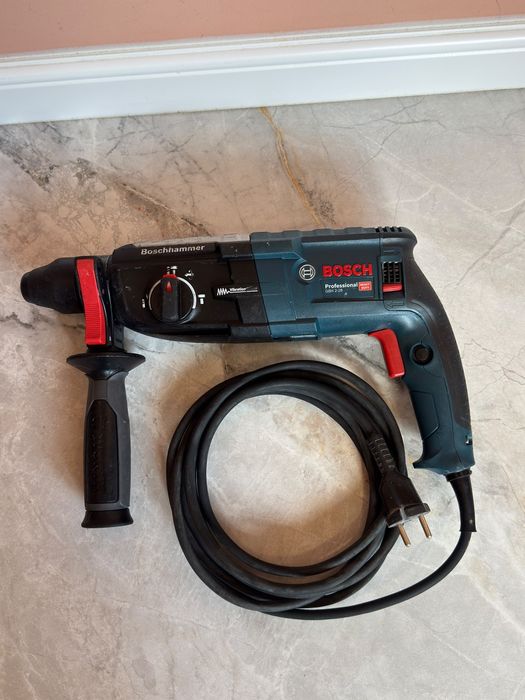 Rotopercutoare si circular Bosch