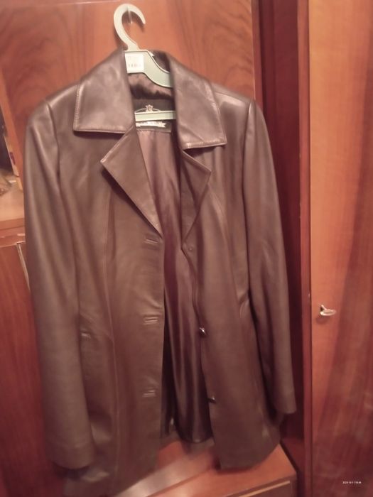 Haină din piele 100%